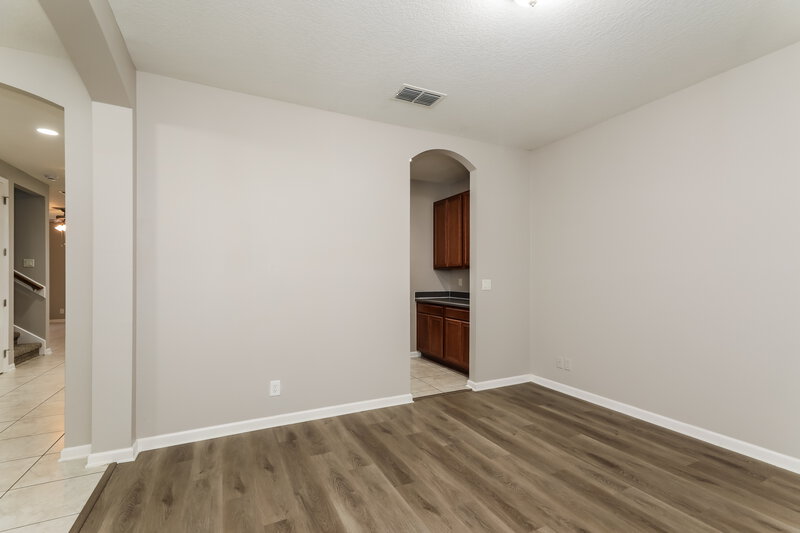 2,365/Mo, 4021 Ringneck Dr Jacksonville, FL 32226 Dining Room View 2