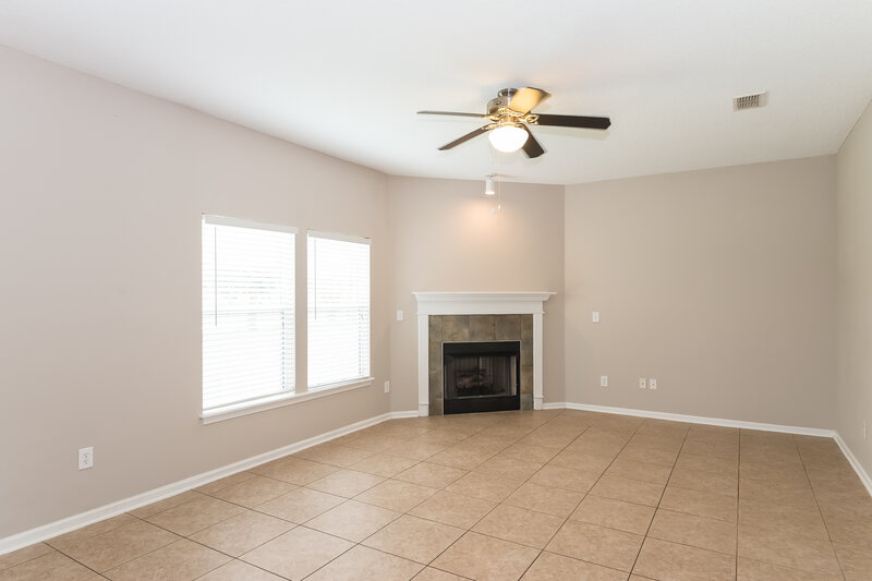 2,520/Mo, 1325 Wekiva Way St Augustine, FL 32092 Living Room View