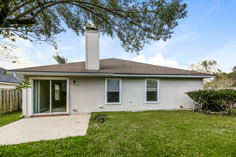 2,070/Mo, 1701 Ferncreek Dr St Augustine, FL 32092 Rear View