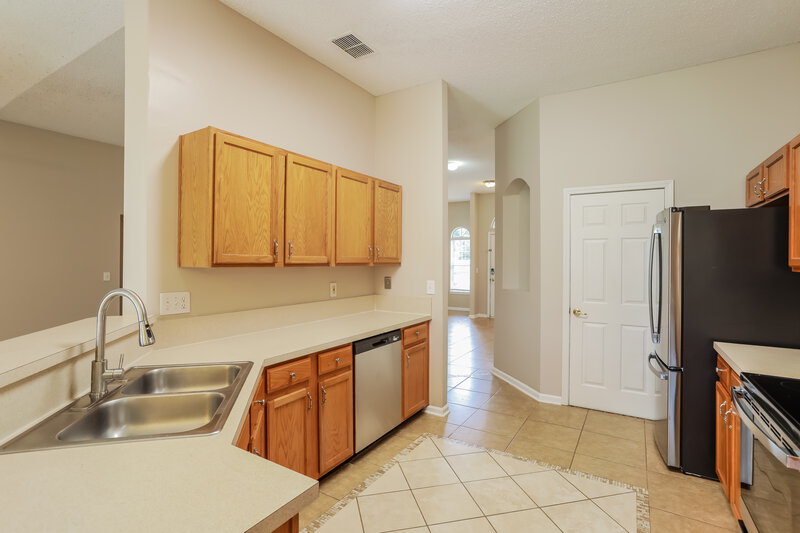 3,290/Mo, 12392 Soaring Flight Dr Jacksonville, FL 32225 Kitchen View