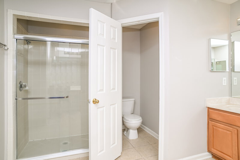 2,465/Mo, 141 Dragonfly Dr Saint Johns, FL 32259 Main Bathroom View 2
