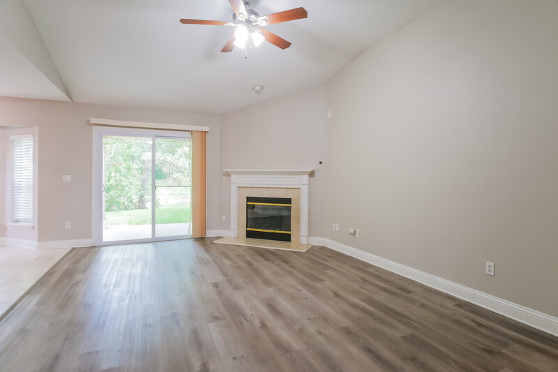 2,050/Mo, 1129 Sandlake Rd St Augustine, FL 32092 Living Room View