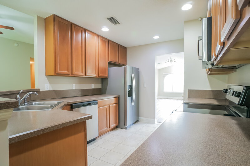 2,050/Mo, 1129 Sandlake Rd St Augustine, FL 32092 Kitchen View 2