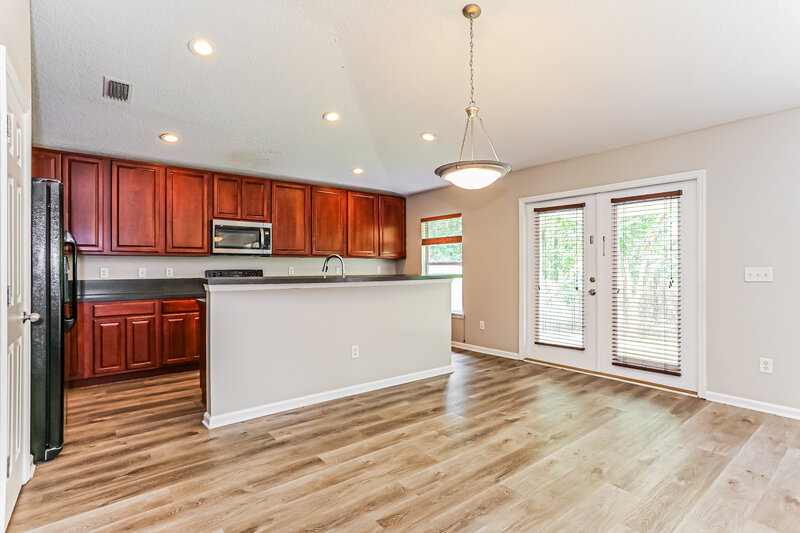 1,990/Mo, 2230 Brian Lakes Dr E Jacksonville, FL 32221 Dining Room View