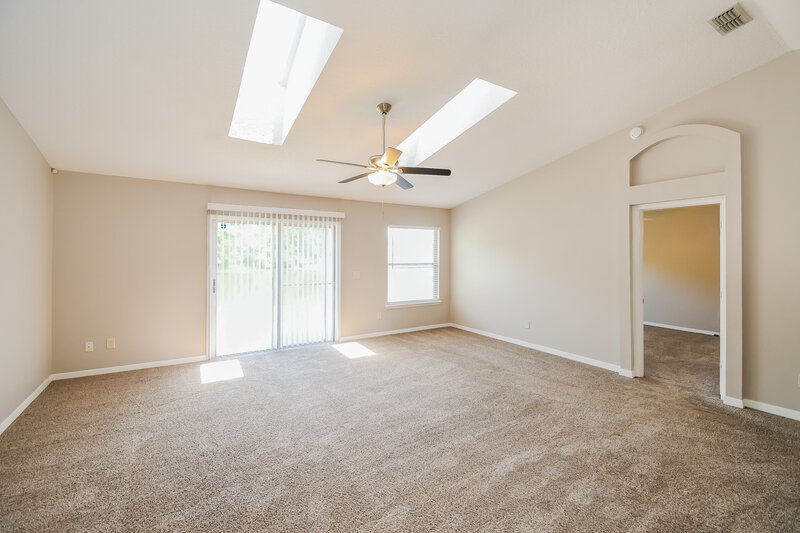 1,830/Mo, 1725 Glen Laurel Dr Middleburg, FL 32068 Living Room View
