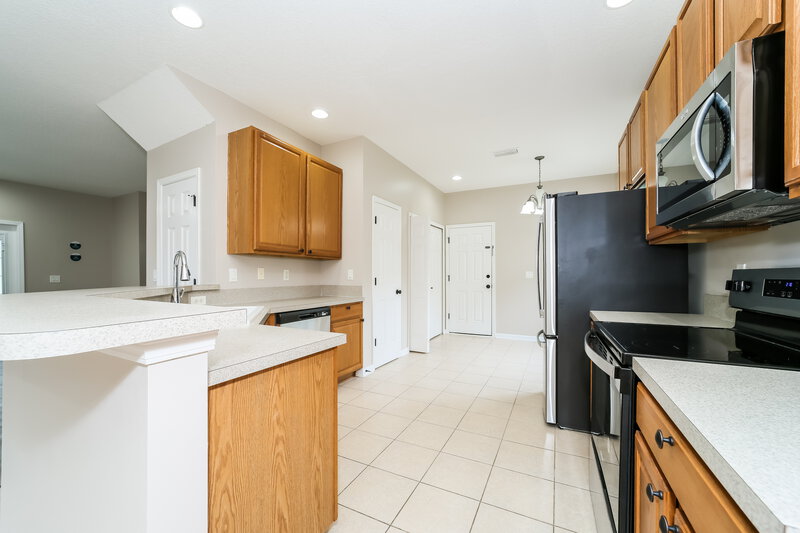 2,045/Mo, 375 Summercove Cir St Augustine, FL 32086 Kitchen View