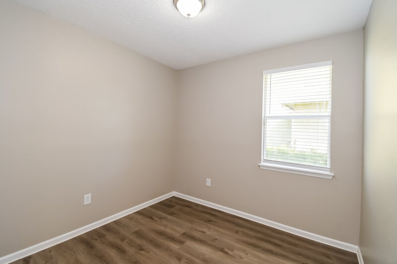 1,810/Mo, 3901 Cedar Bluff Ln Jacksonville, FL 32226 Bedroom View 2