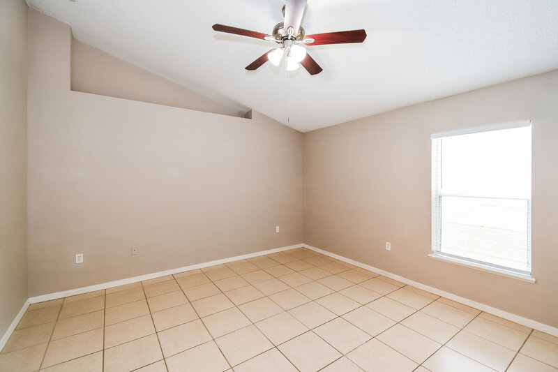 1,725/Mo, 9127 Shindler Crossing Dr Jacksonville, FL 32222 Main Bedroom View