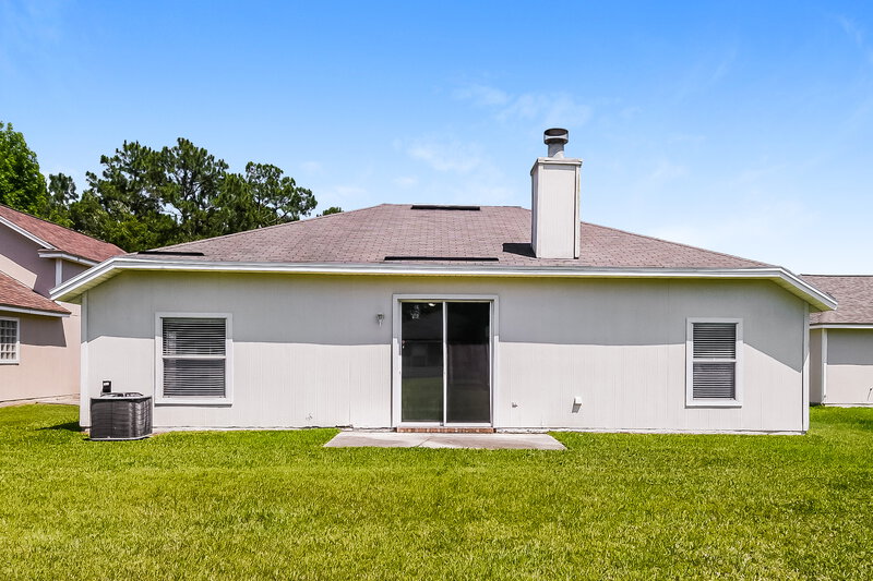 1,860/Mo, 10332 Marsh Hawk Dr Jacksonville, FL 32218 Rear View