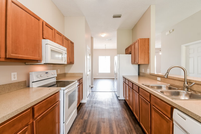 2,090/Mo, 11661 Rainbow Springs Ct Jacksonville, FL 32219 Kitchen View