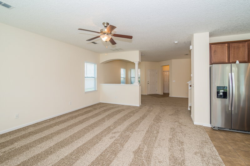 2,080/Mo, 451 Forest Meadow Ln Orange Park, FL 32065 Family Room View 2