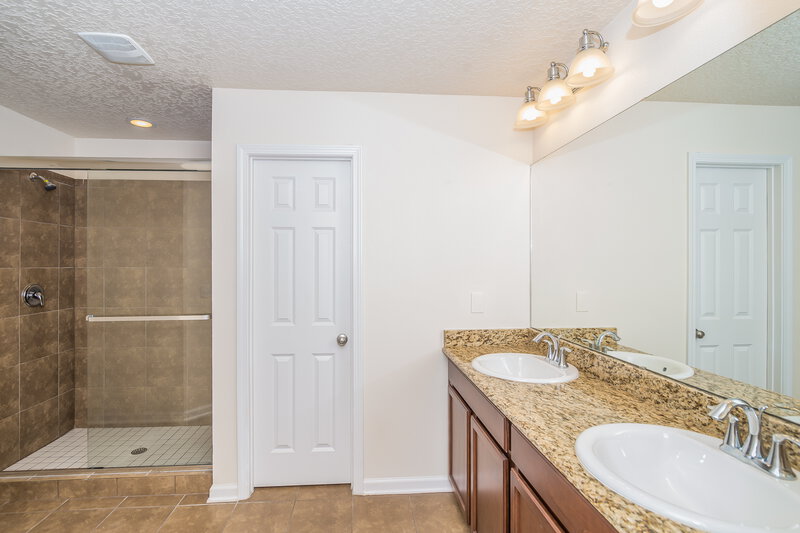 2,080/Mo, 451 Forest Meadow Ln Orange Park, FL 32065 Master Bathroom View