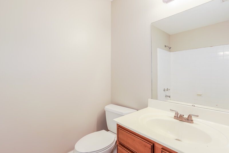 2,380/Mo, 3239 Puffin Way Orange Park, FL 32065 Main Bathroom View