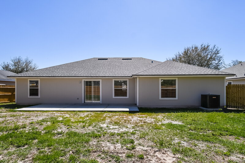2,220/Mo, 2828 Ravine Hill Dr Middleburg, FL 32068 Rear View