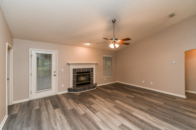 1,855/Mo, 149 Dover Bluff Dr Orange Park, FL 32073 Living Room View