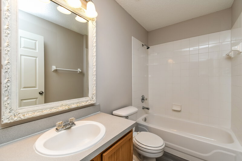 1,855/Mo, 149 Dover Bluff Dr Orange Park, FL 32073 Bathroom View