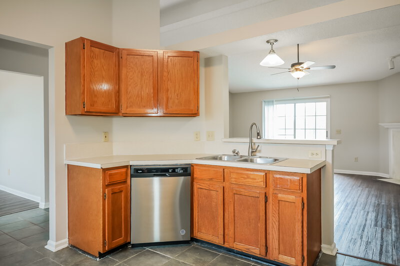 1,790/Mo, 3015 Golden Pond Blvd Orange Park, FL 32073 Kitchen View 2