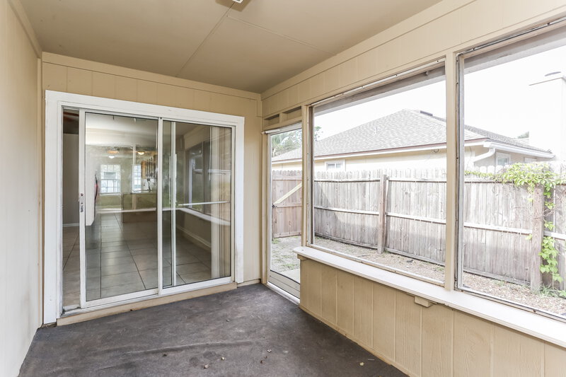 1,905/Mo, 1747 Chandelier Cir W Jacksonville, FL 32225 Sun Room View