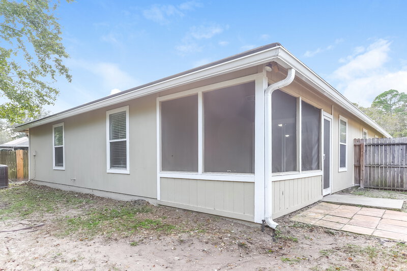 1,905/Mo, 1747 Chandelier Cir W Jacksonville, FL 32225 Rear View