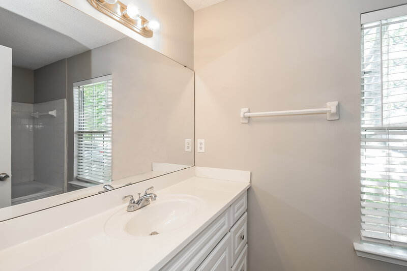 3,370/Mo, 278 Carriann Cove Ct Jacksonville, FL 32225 Main Bathroom View