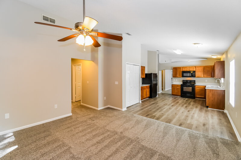 1,890/Mo, 10260 Normanwood Ct Jacksonville, FL 32221 Dining Room View