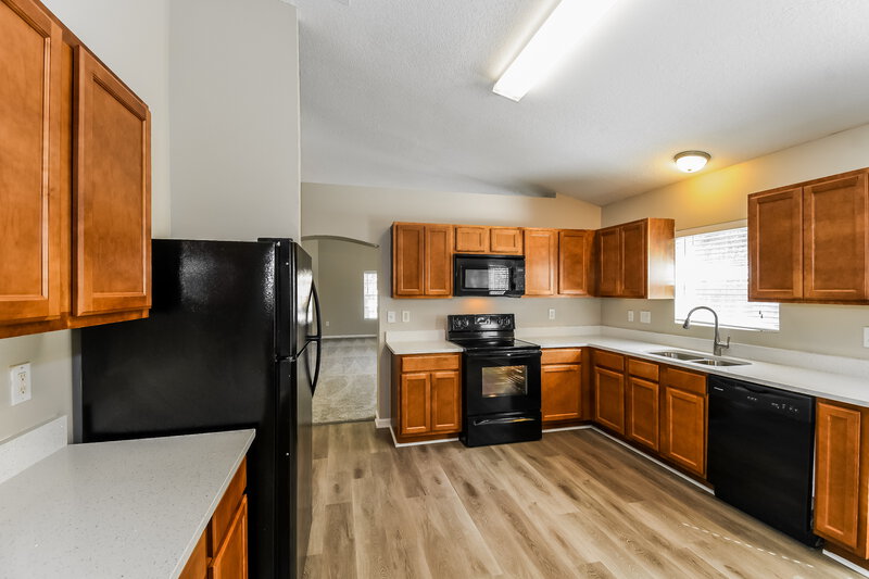 1,890/Mo, 10260 Normanwood Ct Jacksonville, FL 32221 Kitchen View 2
