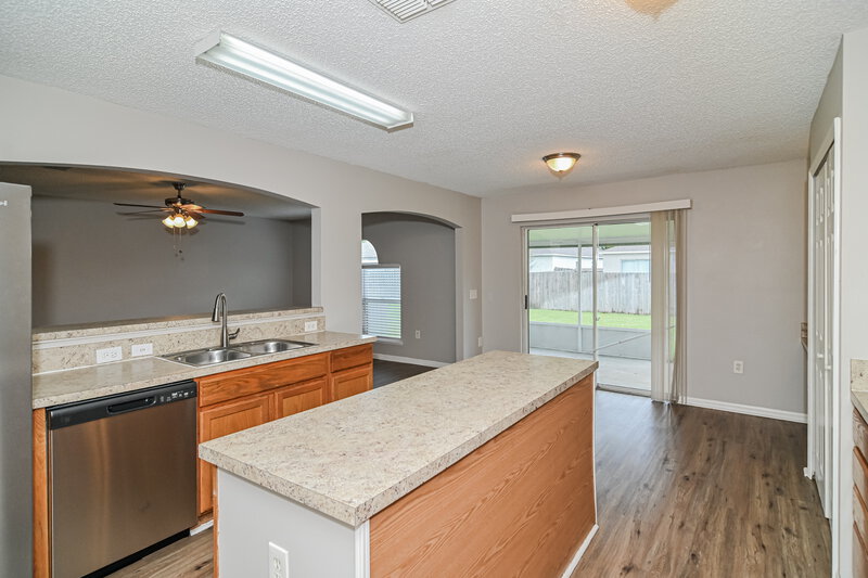 1,730/Mo, 4459 Marsh Hawk Dr S Jacksonville, FL 32218 Kitchen View 2