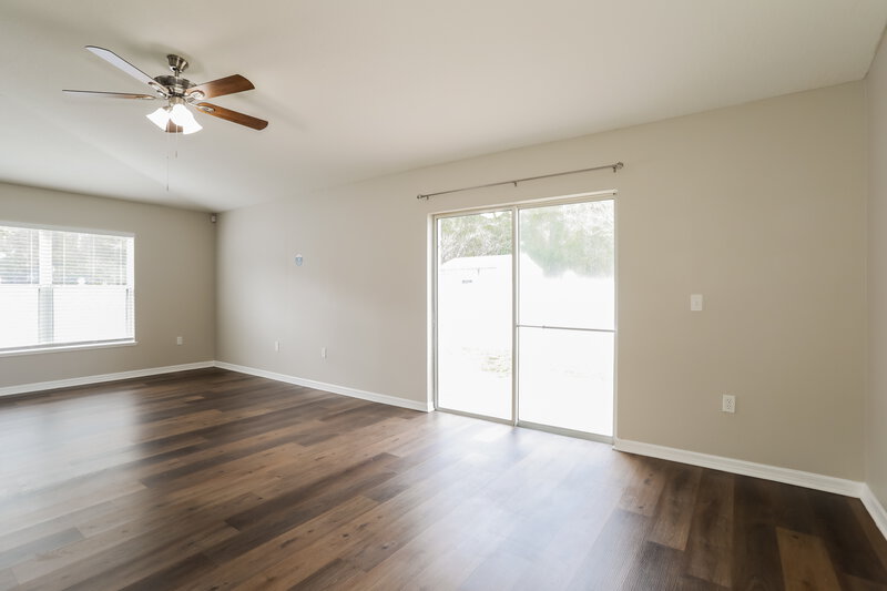 1,835/Mo, 2660 Bluewave Dr Middleburg, FL 32068 Family Room View 2