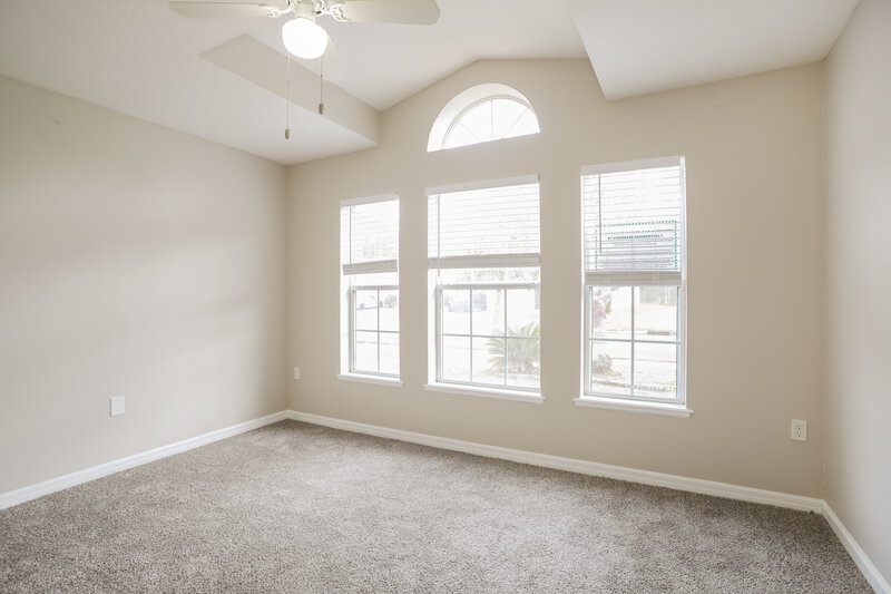 1,835/Mo, 2660 Bluewave Dr Middleburg, FL 32068 Bedroom View 2