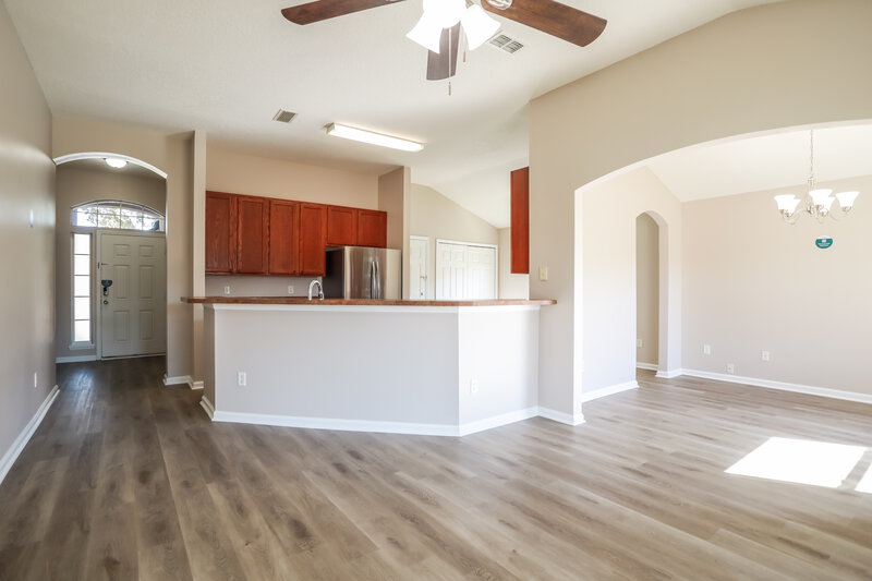 1,960/Mo, 8318 Stelling Dr S Jacksonville, FL 32244 Living Room View 2