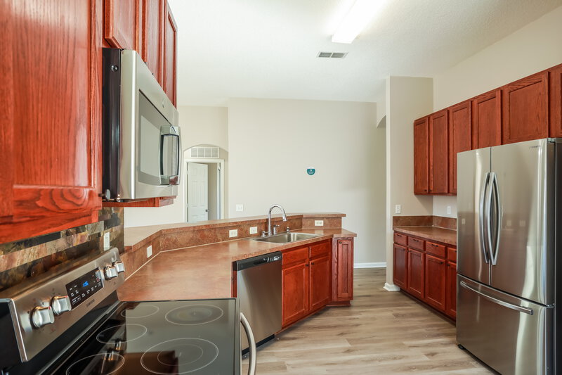 1,960/Mo, 8318 Stelling Dr S Jacksonville, FL 32244 Kitchen View 2