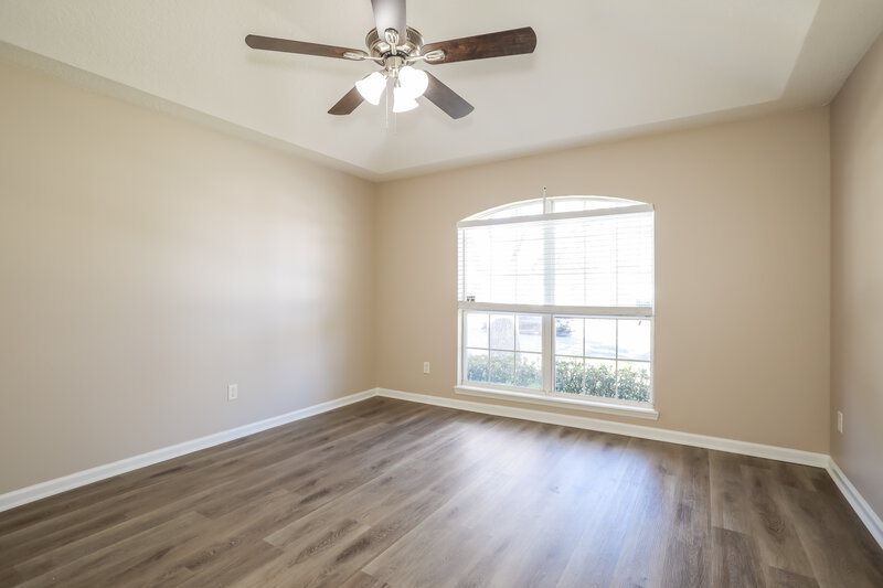 1,960/Mo, 8318 Stelling Dr S Jacksonville, FL 32244 Main Bedroom View