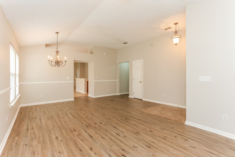 2,135/Mo, 3358 Chapel Ct Jacksonville, FL 32226 Living Room View
