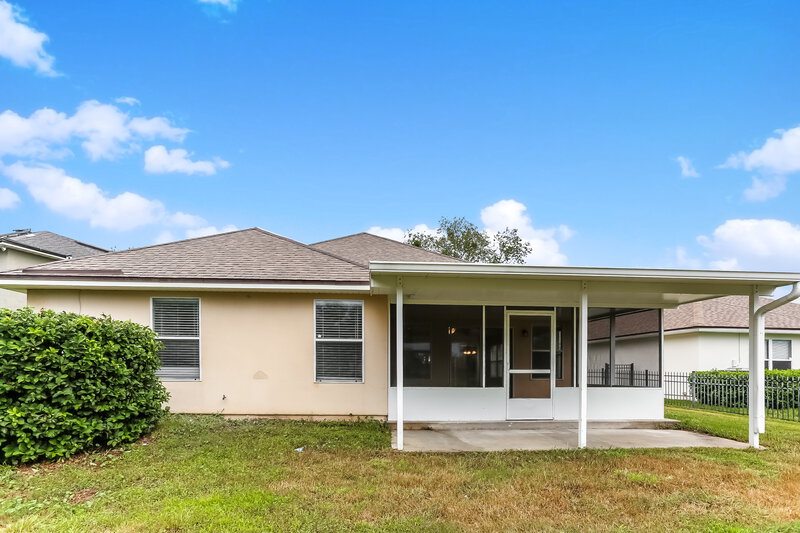 2,135/Mo, 3358 Chapel Ct Jacksonville, FL 32226 Rear View