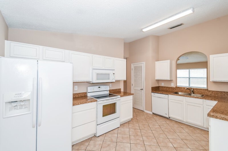 1,865/Mo, 162 Nadia Michelle Ct S Jacksonville, FL 32225 Kitchen View