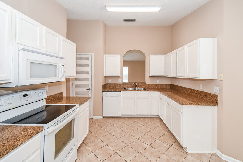 1,865/Mo, 162 Nadia Michelle Ct S Jacksonville, FL 32225 Kitchen View 2