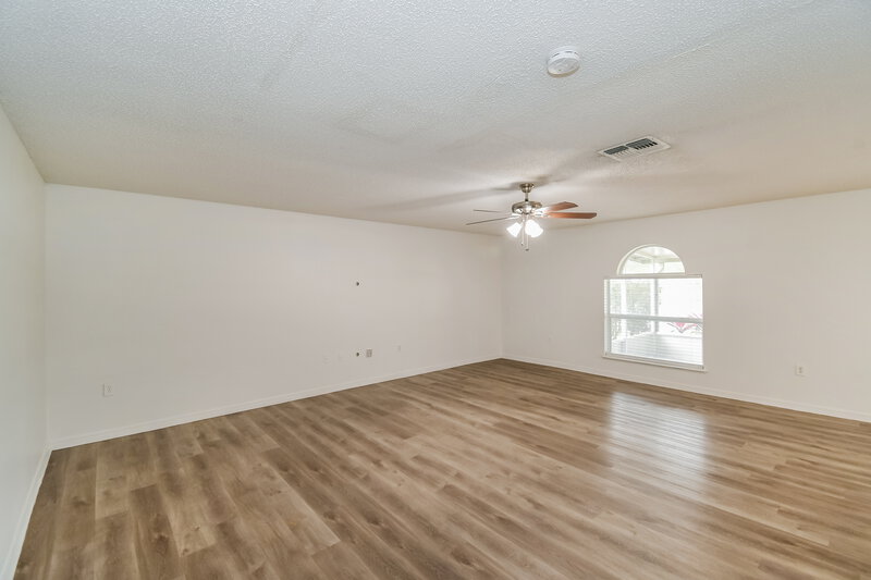 2,295/Mo, 1454 Seawolf Trl N Jacksonville, FL 32221 Living Room View