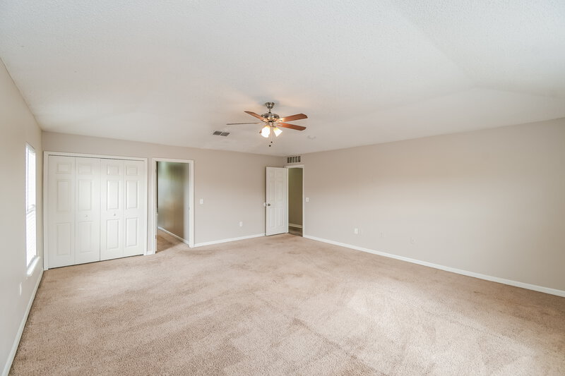 2,295/Mo, 1454 Seawolf Trl N Jacksonville, FL 32221 Main Bedroom View 2