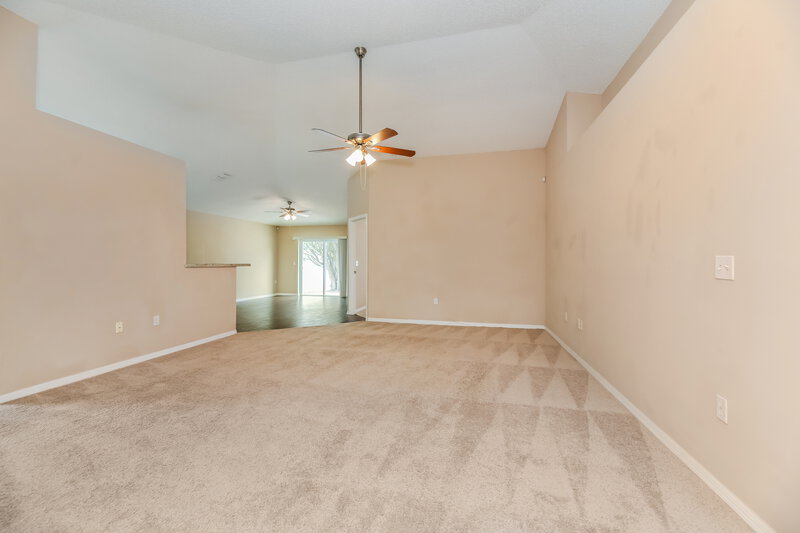 2,165/Mo, 12538 Bent Bay Trl Jacksonville, FL 32224 Living Room View