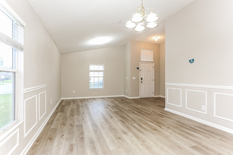 1,800/Mo, 11297 Silver Key Dr Jacksonville, FL 32218 Dining Room View