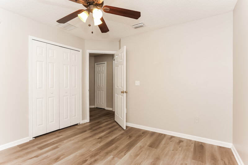 1,800/Mo, 11297 Silver Key Dr Jacksonville, FL 32218 Bedroom View 2