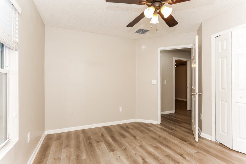 1,800/Mo, 11297 Silver Key Dr Jacksonville, FL 32218 Bedroom View 3