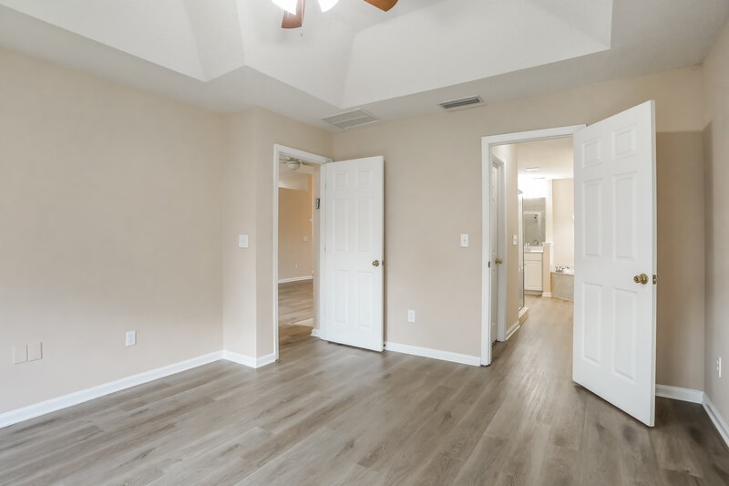 2,470/Mo, 744 Flowers St St Augustine, FL 32092 Main Bedroom View 2