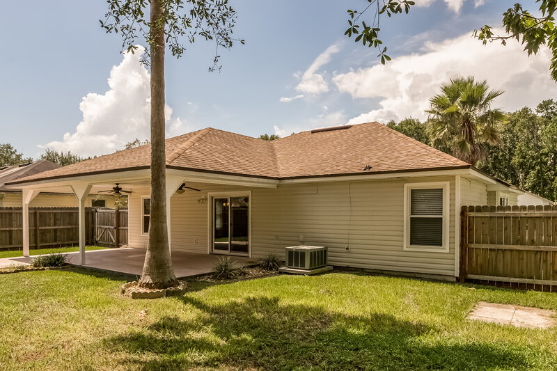 1,820/Mo, 4479 Cobblefield Cir W Jacksonville, FL 32224 Rear View 2