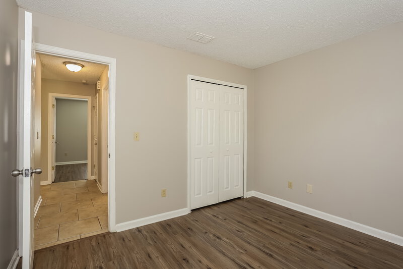 2,045/Mo, 1968 Willesdon Dr W Jacksonville, FL 32246 Bedroom View 3