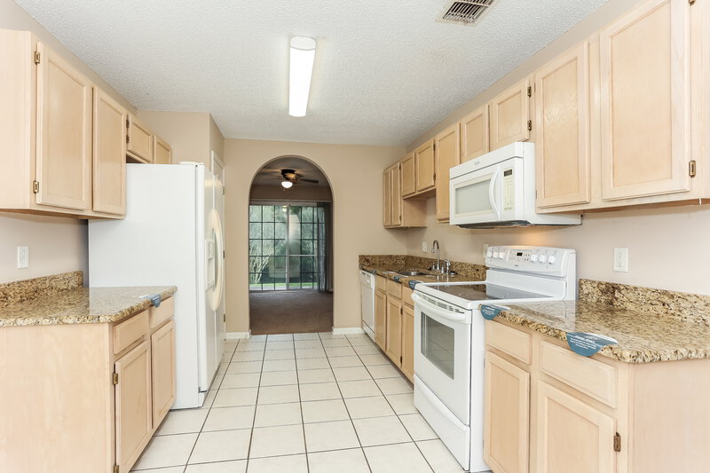 2,010/Mo, 1227 Bay Breeze Dr Jacksonville, FL 32225 Kitchen View