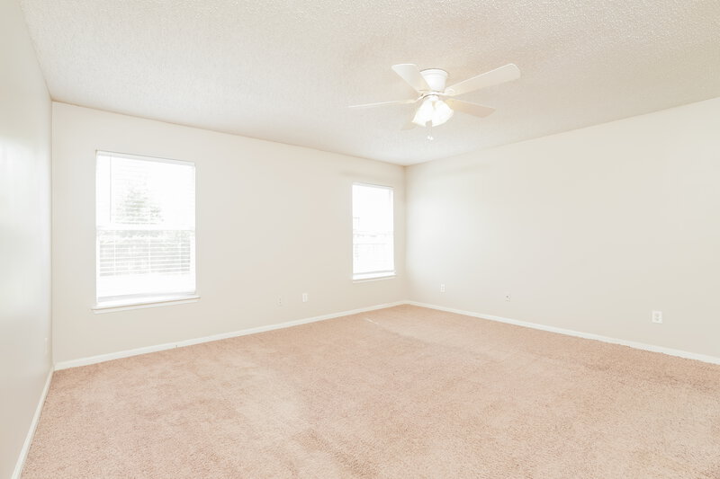 2,115/Mo, 3211 Woodglen Dr Orange Park, FL 32065 Main Bedroom View 2