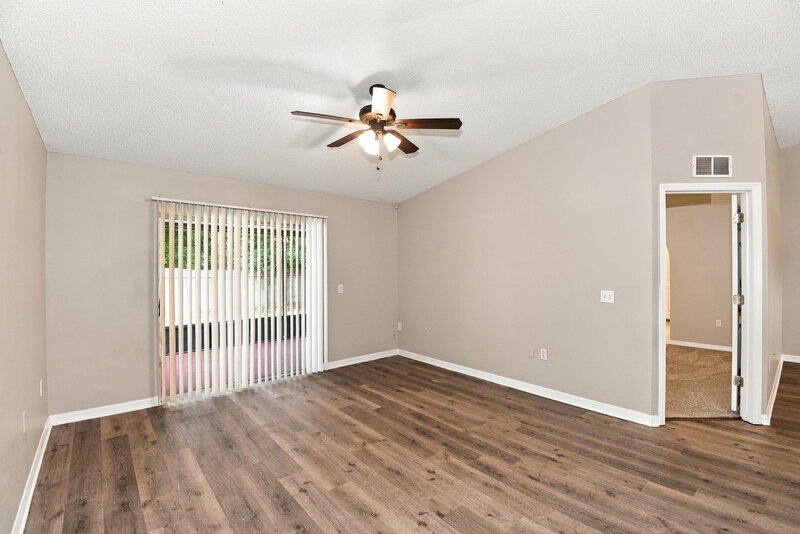1,915/Mo, 3236 Carlotta Rd Middleburg, FL 32068 Living Room View