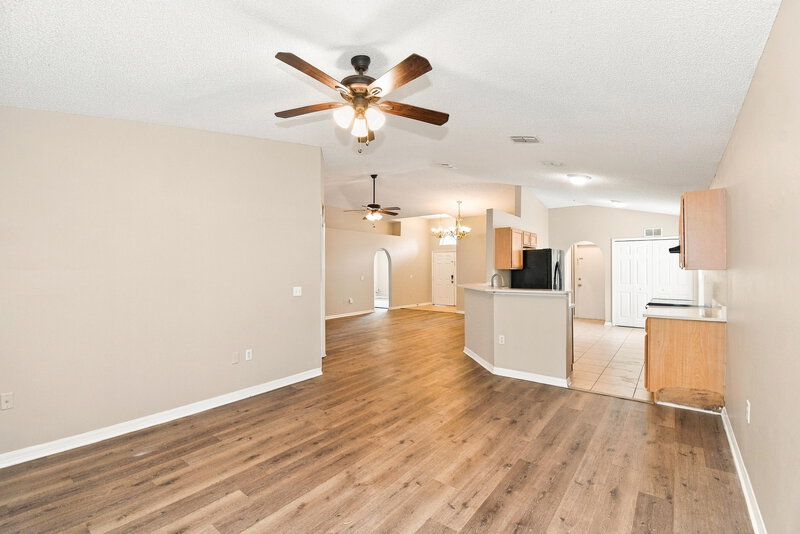 1,915/Mo, 3236 Carlotta Rd Middleburg, FL 32068 Living Room View 2