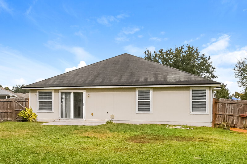 1,690/Mo, 3290 Silverado Cir Green Cove Springs, FL 32043 Rear View 2